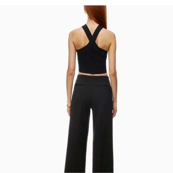 Aritzia Sculpt Knit Criss Cross Cropped Black Tank- Size Small - Picture 3 of 8